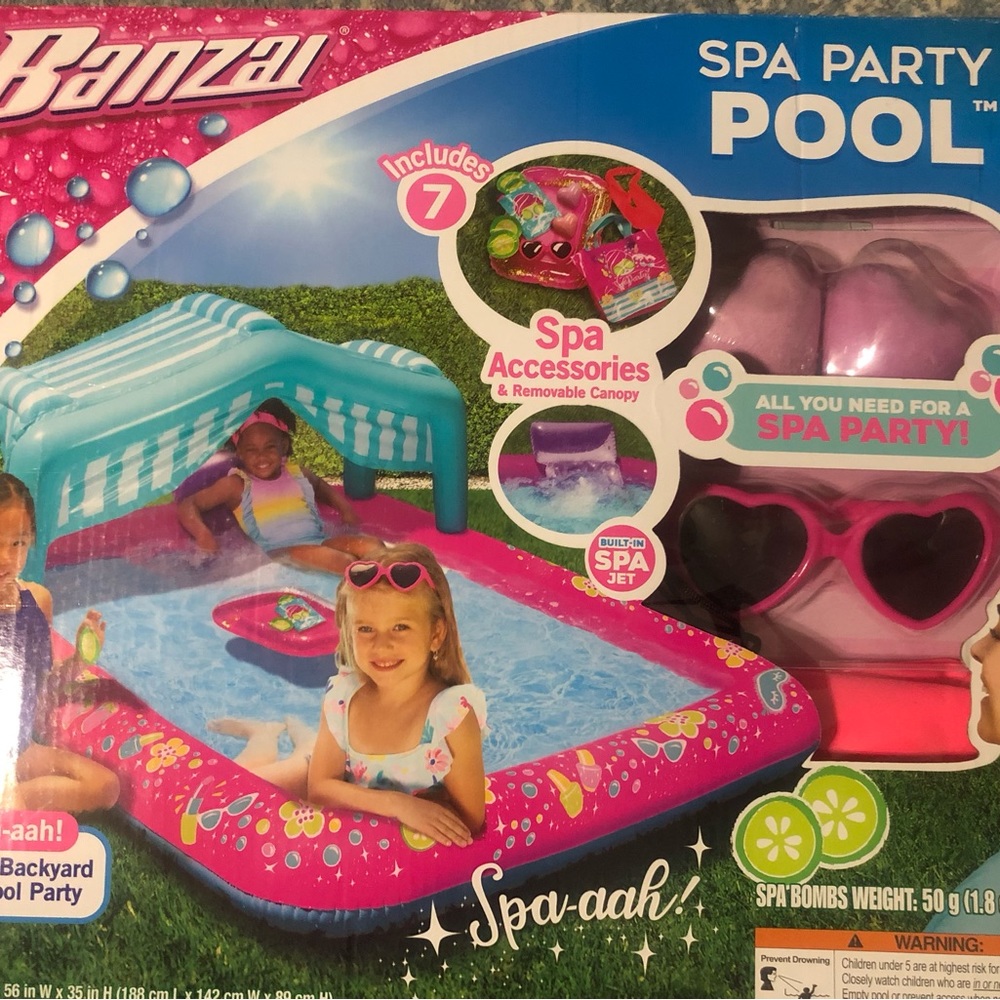 BANZAI SPA Party Pool